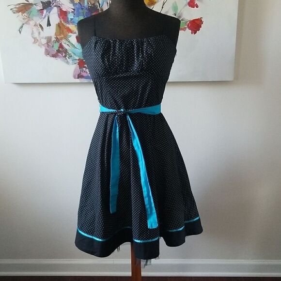 Rudy Rox Polka Dot Dress with Blue Trim size 9 - Picture 2 of 7